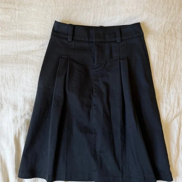 90s style Black knee length skirt - Picture 4 of 7